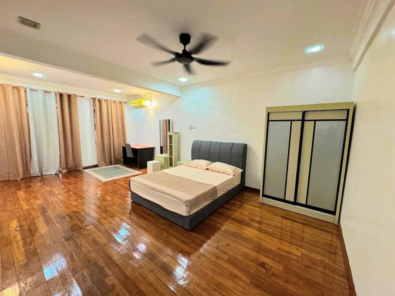 Ibai Golf Home Resort Homestay קואלה טרנגאנו מראה חיצוני תמונה